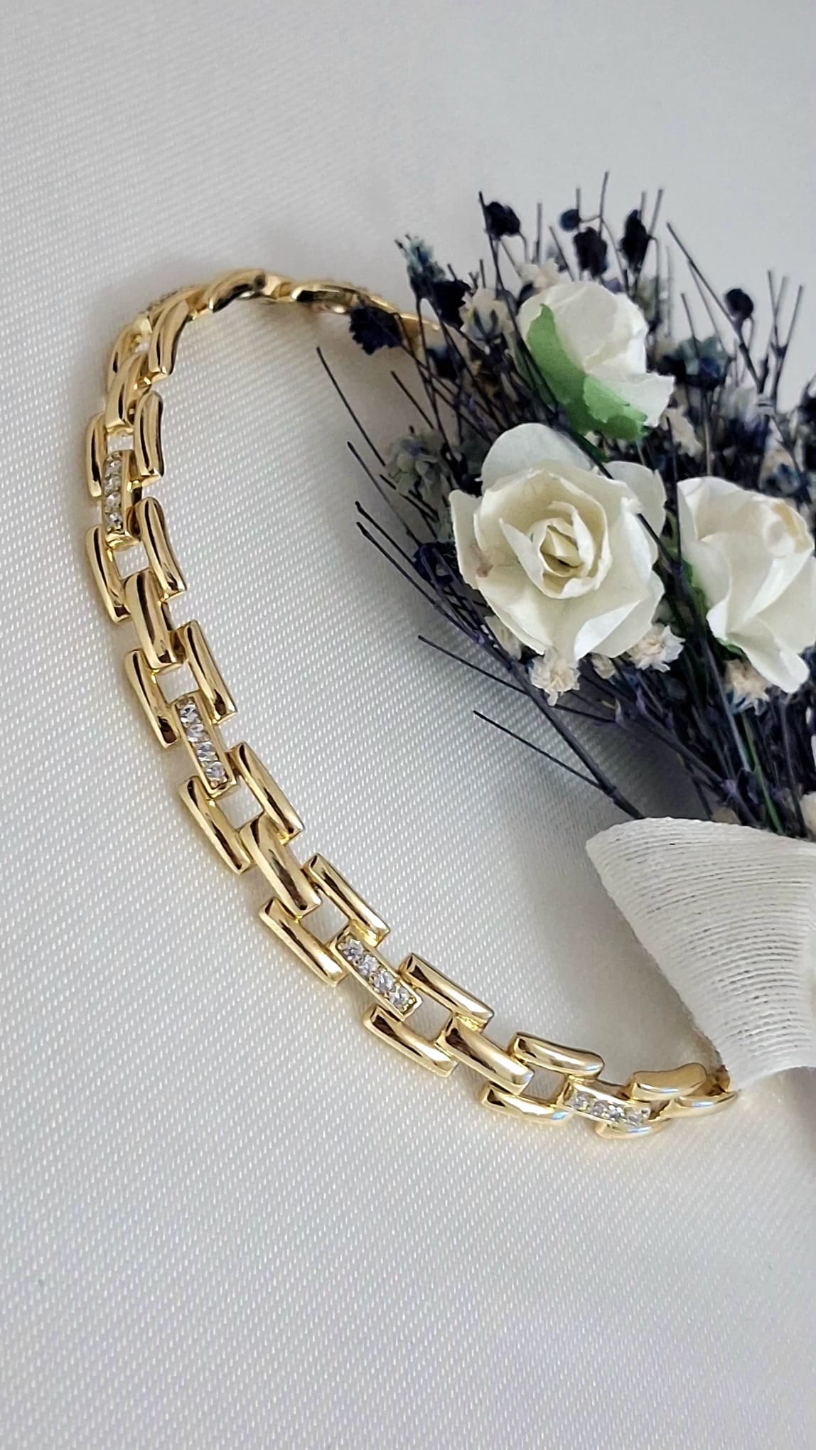 XUPING Bileklik - Kare Aralıklı ve Baget Taşlı